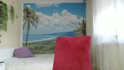 Snapshot of soaring_love chatting on 11-13-25, 04:55 Masha online show from 11-13-25, 04:55