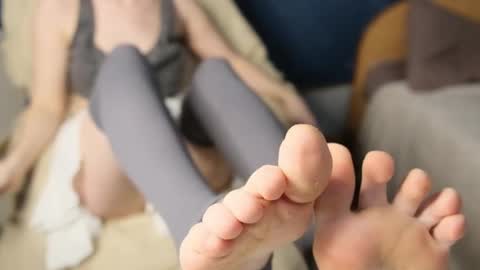 Snapshot of sofanazarova chatting on 12-25-24, 01:19 Sofi online show from 12-25-24, 01:19