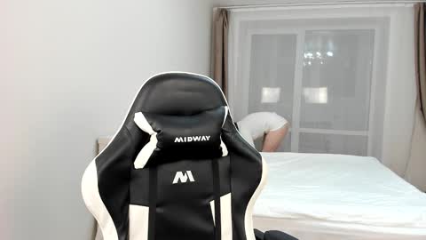 Sophy online show from 12-22-24, 06:48