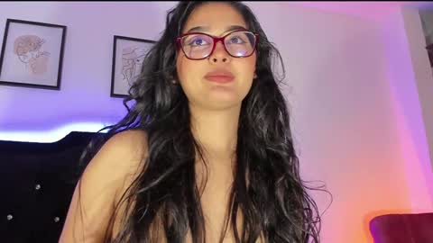 Danna online show from 12-30-24, 04:20