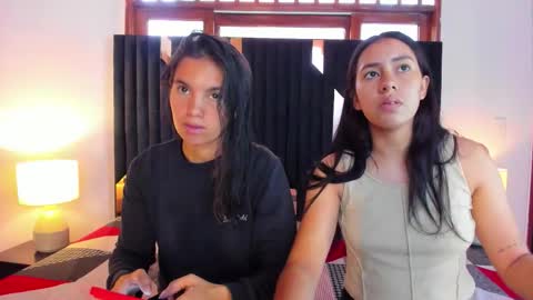 soffy and mia online show from 10-22-25, 12:38