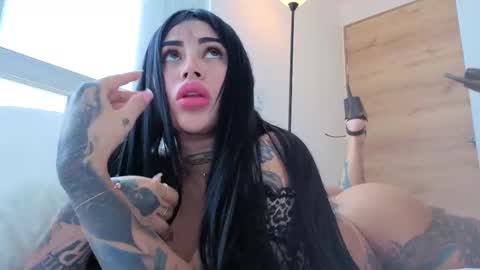 sofhia cruz online show from 11-01-25, 06:32