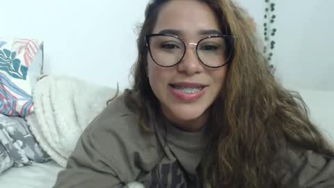 Snapshot of sofi4__ chatting on 02-28-25, 05:59 sofi online show from 02-28-25, 05:59