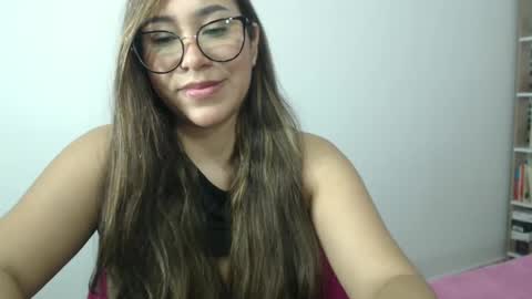 Snapshot of sofi4__ chatting on 03-12-25, 07:13 sofi online show from 03-12-25, 07:13