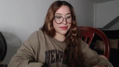 Snapshot of sofi4__ chatting on 10-09-25, 03:04 sofi online show from 10-09-25, 03:04