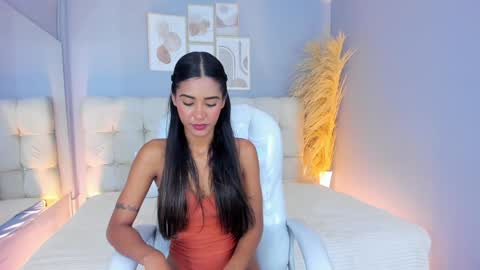 Sofia online show from 01-11-25, 01:27