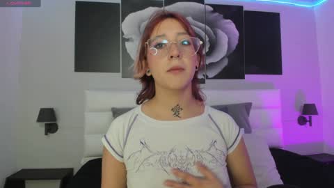 Snapshot of sofi_sp chatting on 01-18-25, 11:32 sofi_sp online show from 01-18-25, 11:32