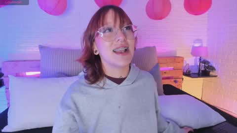 Snapshot of sofi_sp chatting on 03-10-25, 11:32 sofi_sp online show from 03-10-25, 11:32