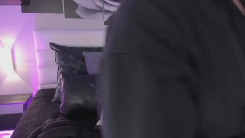 sofi_sp online show from 10-28-25, 11:36