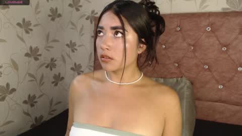 Susy online show from 03-11-25, 01:48