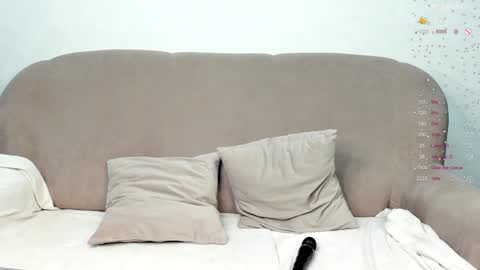 Snapshot of sofia__home chatting on 02-06-25, 06:18 Sofia online show from 02-06-25, 06:18