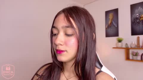 sofia_arango1107 online show from 11-07-25, 06:52