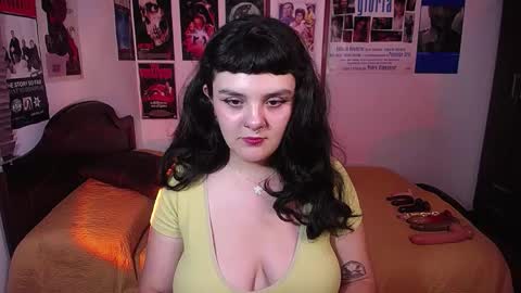 Snapshot of sofia_coolle chatting on 01-05-26, 10:57 Sofi online show from 01-05-26, 10:57