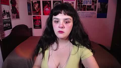 Snapshot of sofia_coolle chatting on 02-04-26, 11:42 Sofi online show from 02-04-26, 11:42