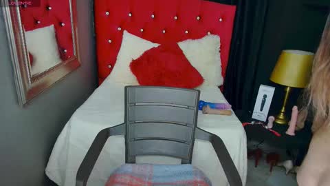 Miss Sofi online show from 11-08-25, 11:32