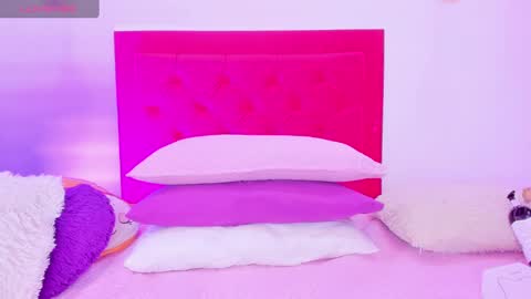 Snapshot of sofia_girl_ chatting on 01-03-25, 07:38 SOFIA online show from 01-03-25, 07:38