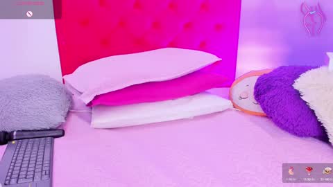 Snapshot of sofia_girl_ chatting on 01-11-25, 07:28 SOFIA online show from 01-11-25, 07:28