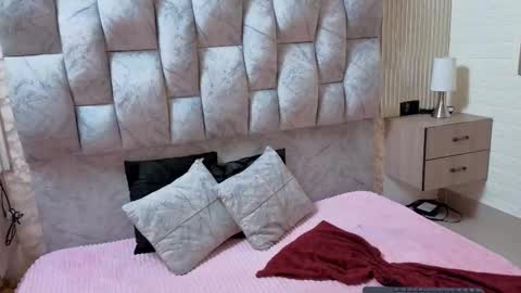 Snapshot of sofia_gutierrez__ chatting on 01-15-26, 03:22 sofia gutierrez online show from 01-15-26, 03:22