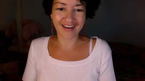 Sofia  online show from 11-29-25, 10:35