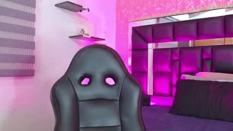 Sofia online show from 09-09-25, 03:17