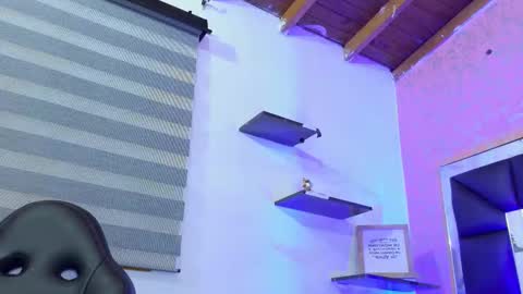 Sofia online show from 10-10-25, 03:27