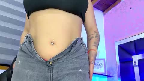 Sofia online show from 10-16-25, 03:18