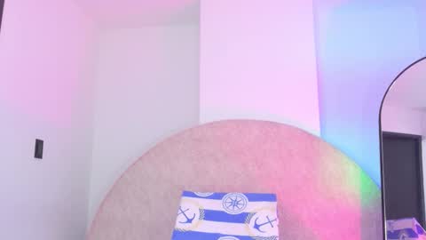 Sofia online show from 11-22-25, 03:16