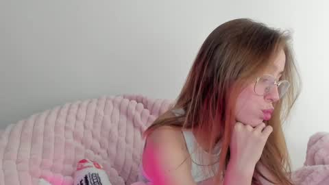     online show from 02-04-25, 05:53