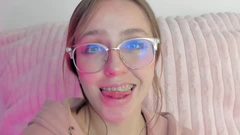     online show from 02-09-25, 04:04