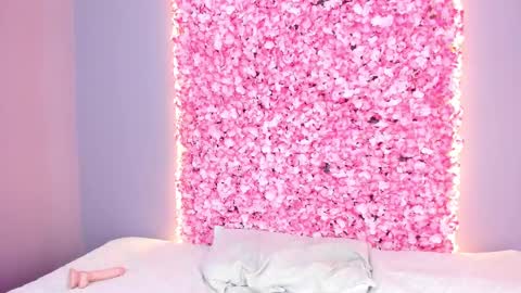 Snapshot of sofia_riveraa chatting on 02-11-25, 07:48 SOFIA online show from 02-11-25, 07:48