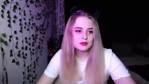 sofia_rosemary online show from 03-08-25, 11:37