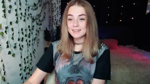 sofia_rosemary online show from 09-11-25, 12:16