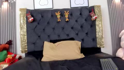 sofi online show from 12-01-25, 12:32