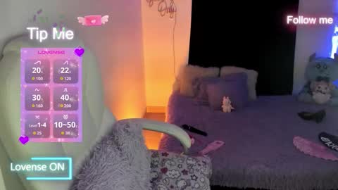 Snapshot of sofia_thomson_t chatting on 09-11-25, 09:53 Sofia Thomson online show from 09-11-25, 09:53