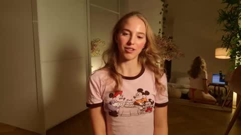 Sofia online show from 11-03-25, 04:52