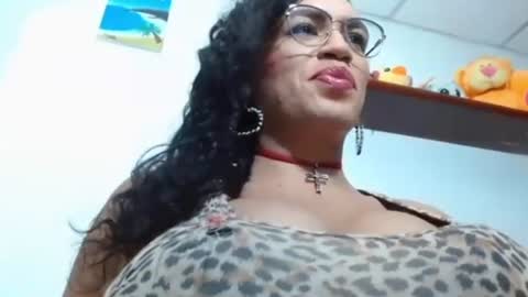 Snapshot of sofiabigtitsts chatting on 07-13-26, 03:59 sofi online show from 07-13-26, 03:59