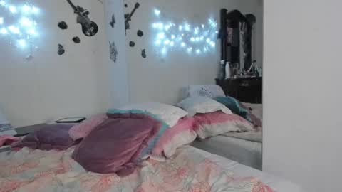 sofiacruz16 online show from 01-23-25, 11:15