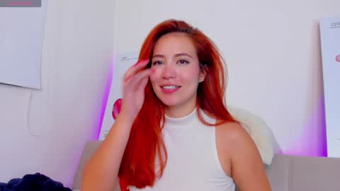 Snapshot of sofiaferrerx chatting on 01-29-25, 02:51 SOFA FERRER online show from 01-29-25, 02:51