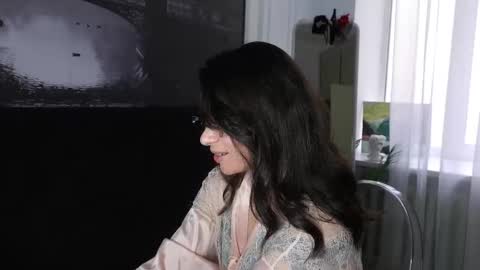 Sofia online show from 09-17-25, 06:59