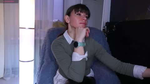 Snapshot of sofiafoster chatting on 01-15-26, 07:35 Sofia online show from 01-15-26, 07:35