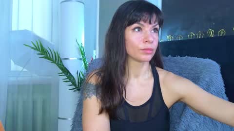 Sofia online show from 03-04-26, 06:41