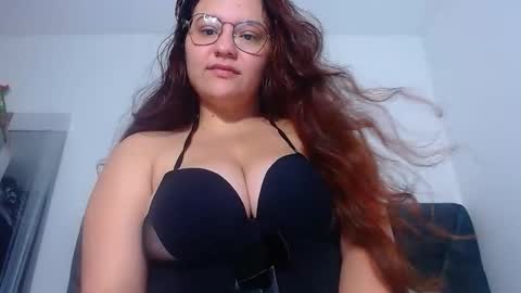 Snapshot of sofiamooon_ chatting on 02-24-26, 03:37 sofiamooon_ online show from 02-24-26, 03:37