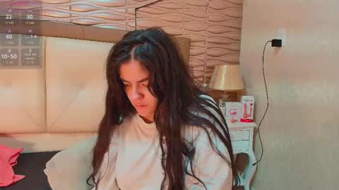 Sofi - next broadcast today 1030pm Colombia time online show from 10-04-25, 08:40