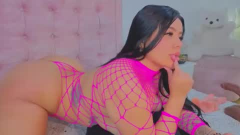 Snapshot of sofianixonn chatting on 06-18-26, 01:48 sofianixonn online show from 06-18-26, 01:48