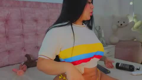 Snapshot of sofianixonn chatting on 06-23-26, 12:14 sofianixonn online show from 06-23-26, 12:14