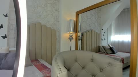 Sofia  online show from 02-03-25, 03:27