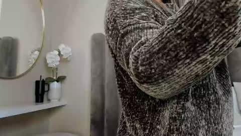 Snapshot of sofibaez chatting on 03-02-26, 01:52 Sofi Baez online show from 03-02-26, 01:52