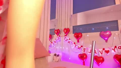 Snapshot of soficandy_ chatting on 02-14-26, 01:30 soficandy_ online show from 02-14-26, 01:30