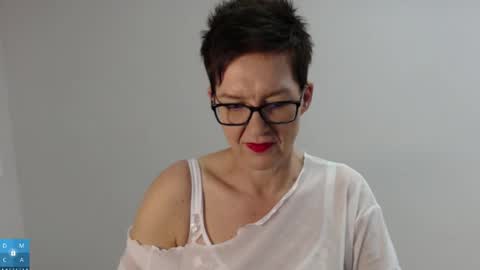 Sofie Velvet online show from 11-21-25, 08:35