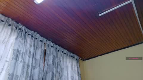 Snapshot of sofii_cute01 chatting on 01-09-26, 12:19 sofii_cute01 online show from 01-09-26, 12:19